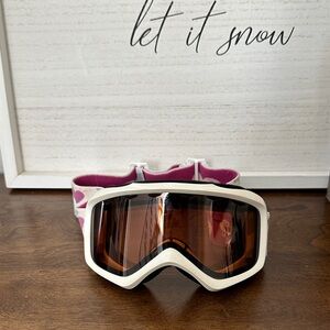 Giro youth White and Pink Ski Goggles